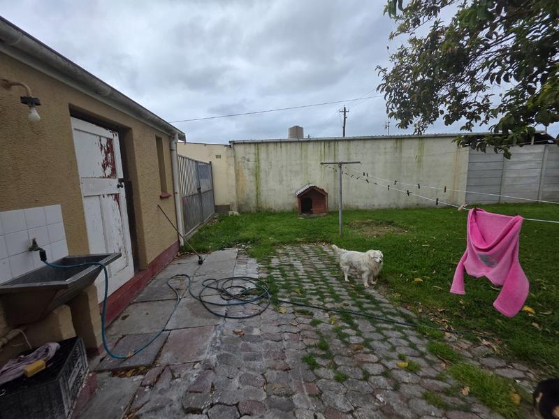 2 Bedroom Property for Sale in Ruyterwacht Western Cape